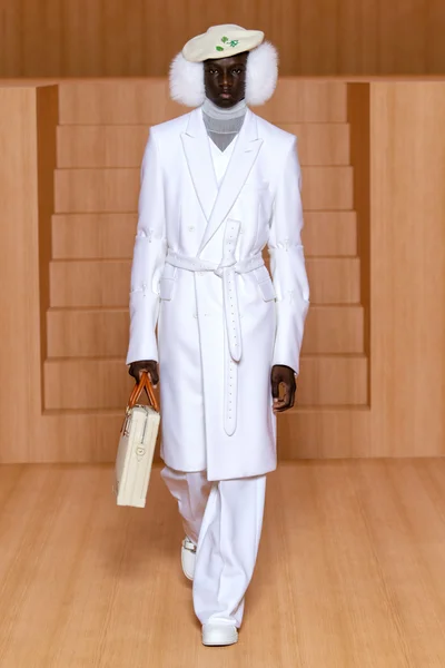Look 68